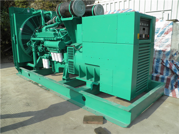 漠河发电车出租-柴油发电机组在使用的过程中应该做好哪些防护工作
