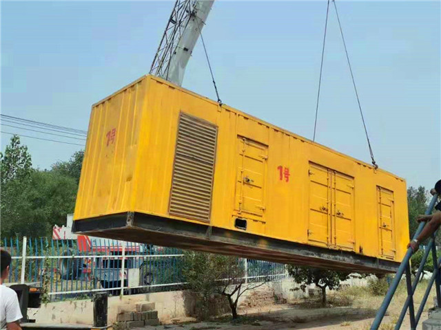 漠河300KW柴油发电机组油耗是多少?
