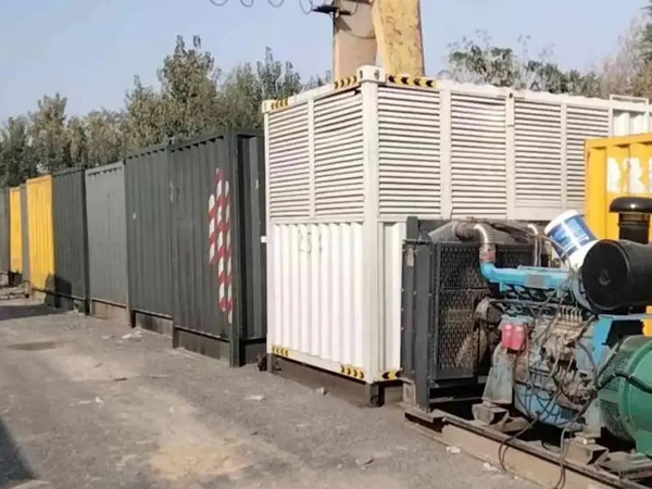 漠河200KW柴油发电机机组每小时油耗是多少？